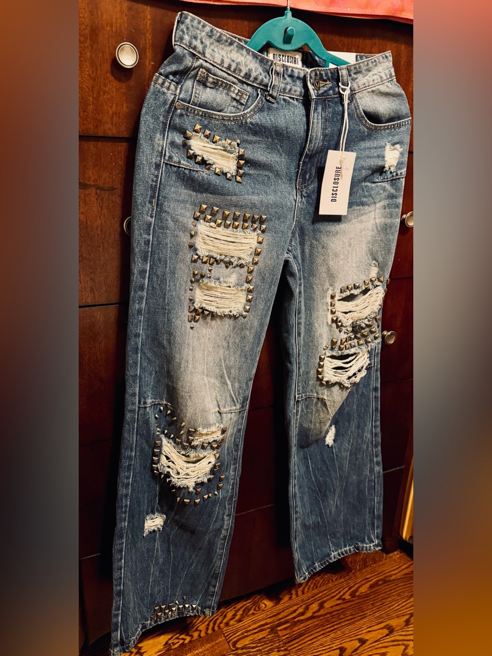 Disclosure 90s Y2K Studded Distressed Jeans